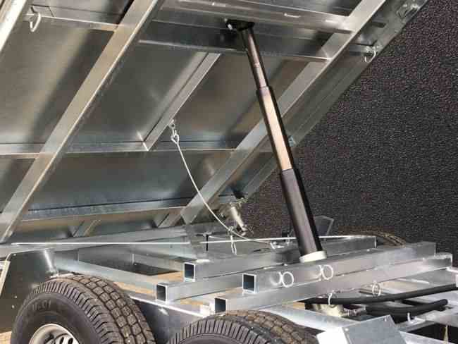 Trekantens Trailercenter