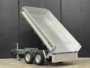 Alternative view of UNSINN WEB 32 E