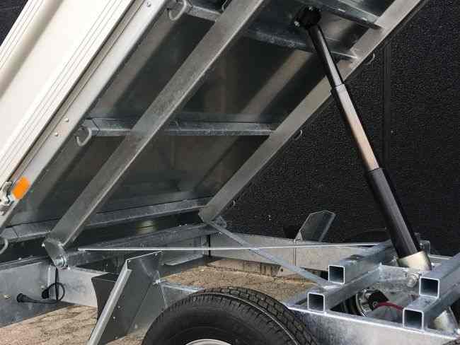 Trekantens Trailercenter