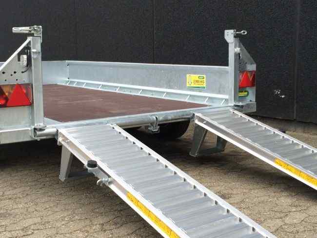 Trekantens Trailercenter