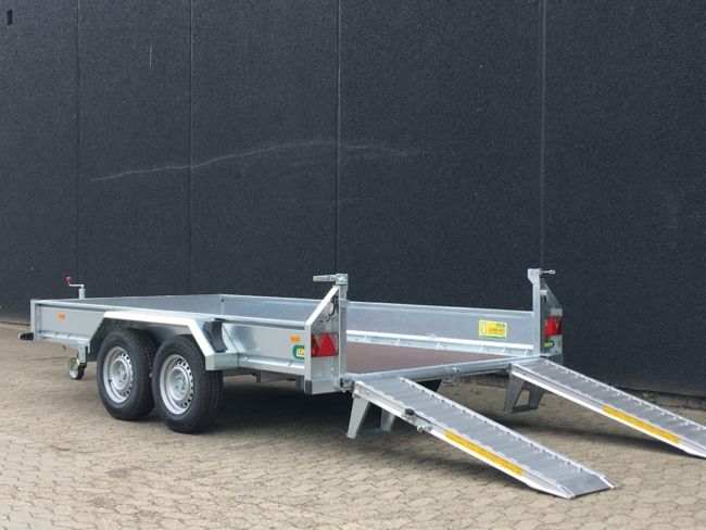 Trekantens Trailercenter