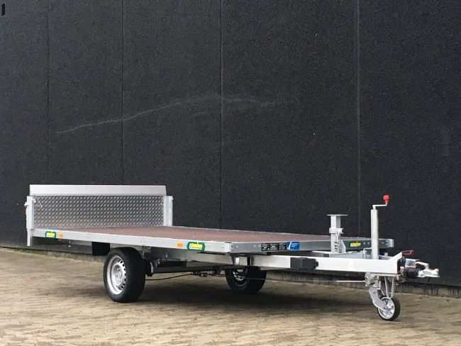 Trekantens Trailercenter