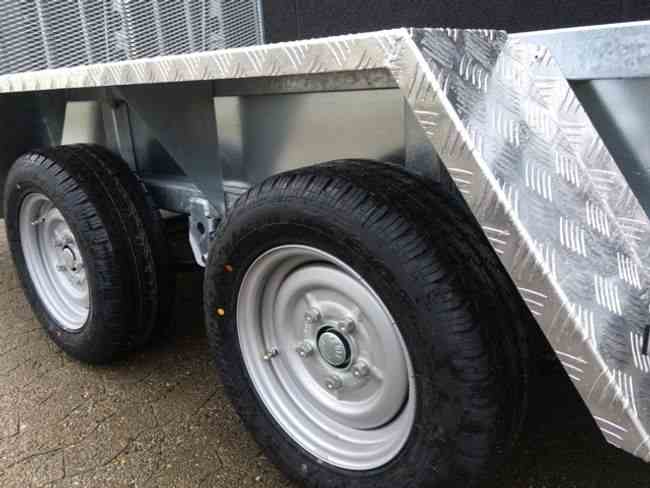 Trekantens Trailercenter