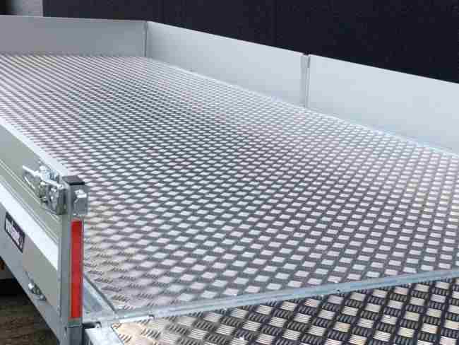 Trekantens Trailercenter