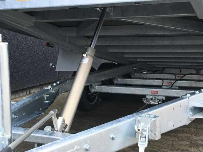 Trekantens Trailercenter