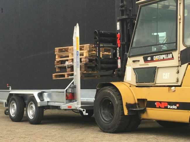 Trekantens Trailercenter