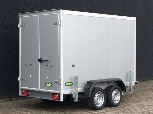 Trekantens Trailercenter