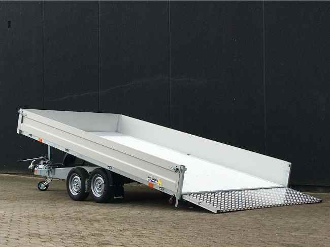 Trekantens Trailercenter