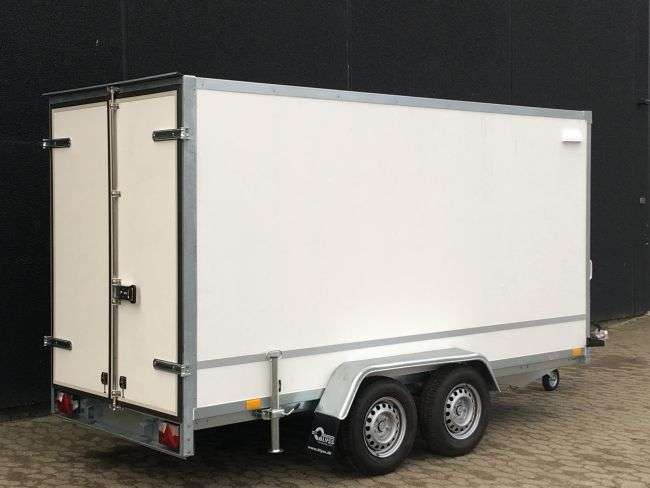 Trekantens Trailercenter