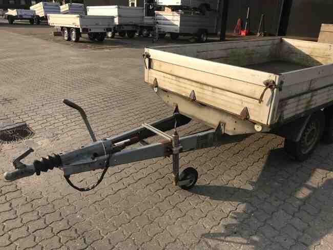 Trekantens Trailercenter