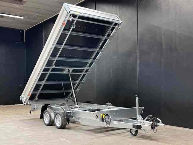 Trekantens Trailercenter