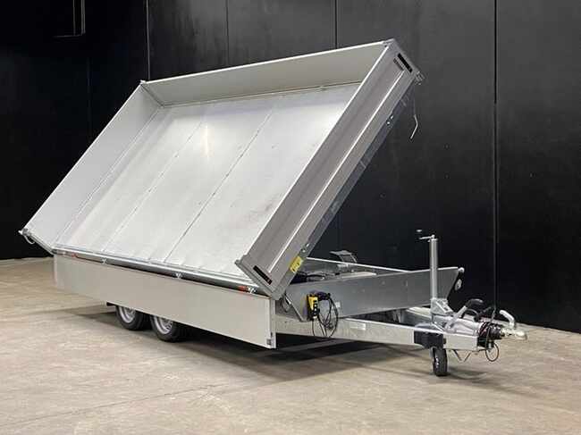 Trekantens Trailercenter