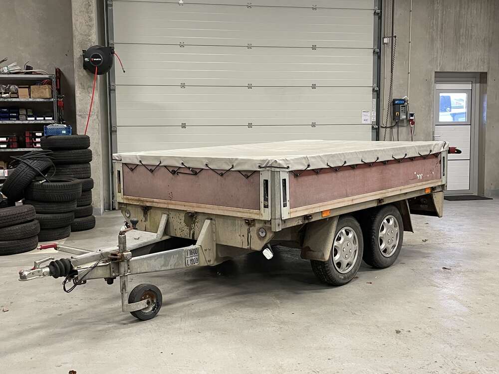 Trekantens Trailercenter