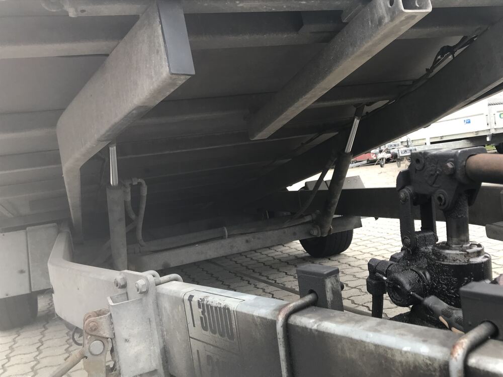 Trekantens Trailercenter