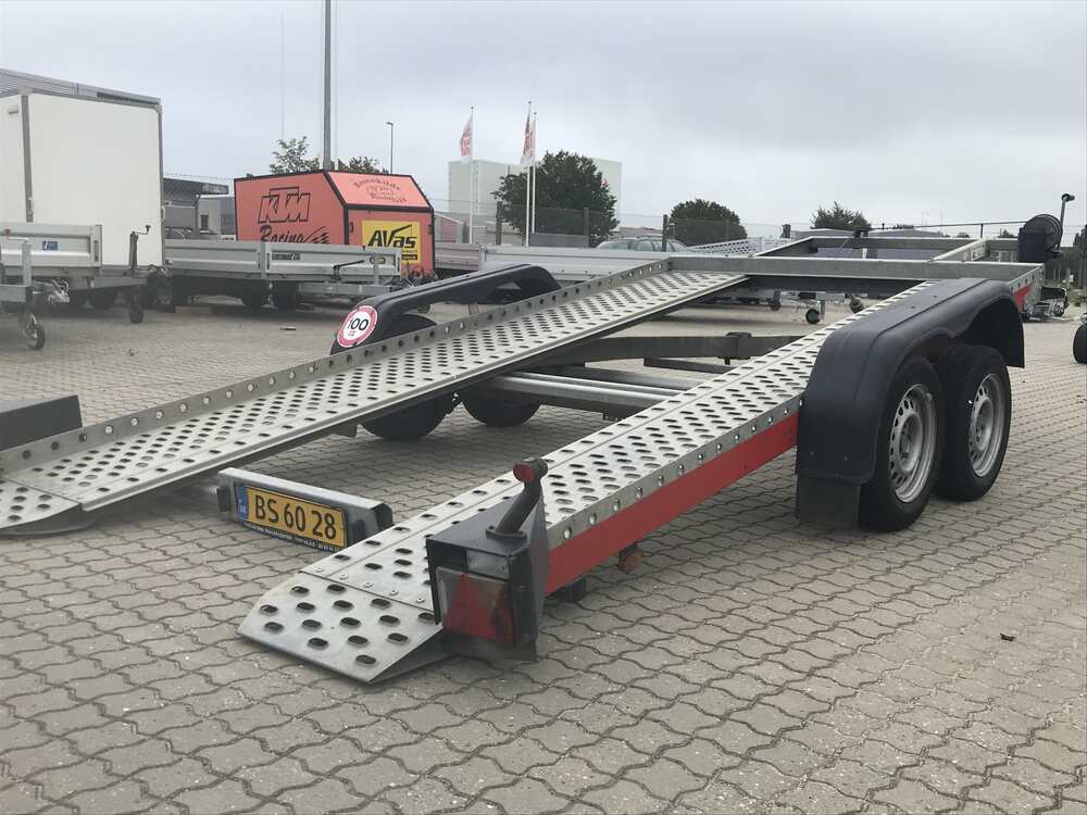 Trekantens Trailercenter